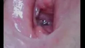 بلوند روی یک استیل ب ...