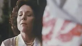 شخص در حال فیلمبردار ...