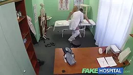 دوربین را روشن کرد ، ...