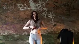 بلوند زیبا را برای س ...